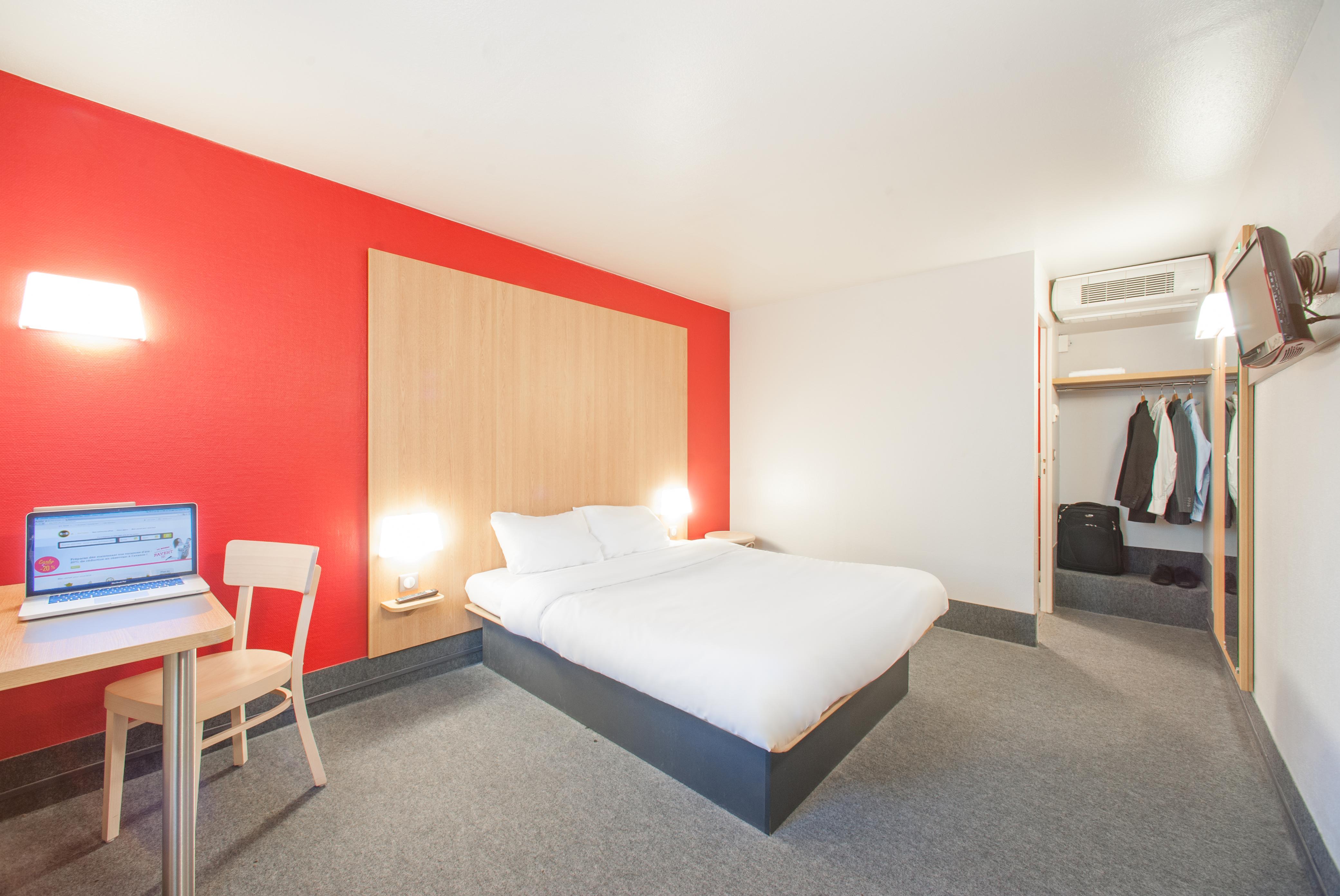 B&B Hotel Louveciennes Le Port-Marly Exterior foto